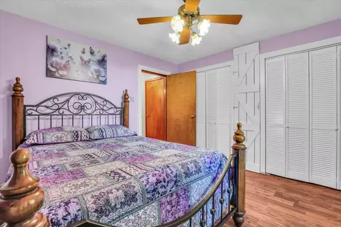 Bedroom - 446 Chestnut St E, Paxton, IL 60957 photo 6 of 7
