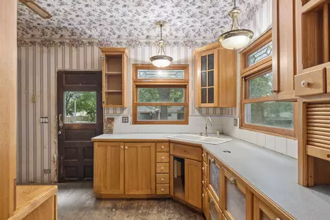 Kitchen - 14925 S Bartlett Ave, Plainfield, IL 60544 photo 2 of 2