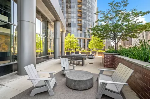 Exterior - 450 E Waterside Dr #2911, Chicago, IL 60601 photo 4 of 4