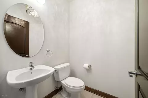 Bath - 450 E Waterside Dr #2911, Chicago, IL 60601 photo 4 of 4