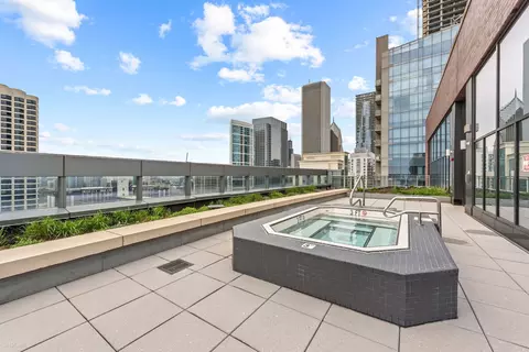 Exterior - 450 E Waterside Dr #2911, Chicago, IL 60601 photo 3 of 4
