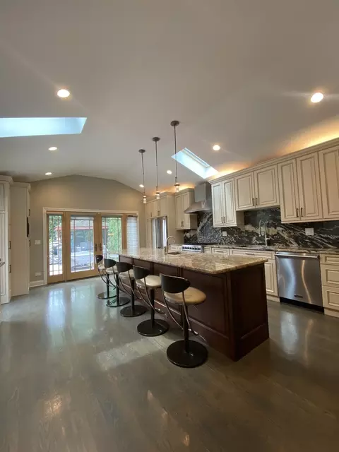 Kitchen - 1052 Margret St, Des Plaines, IL 60016 photo 1 of 3