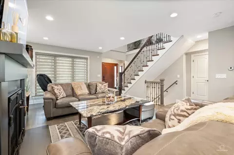 Living - 1052 Margret St, Des Plaines, IL 60016 photo 2 of 2