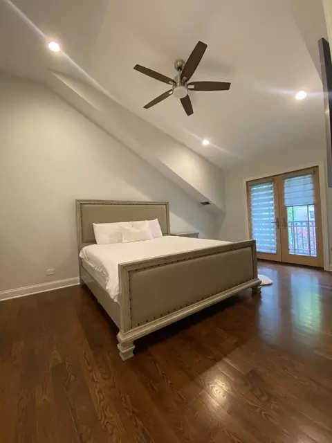 Bedroom - 1052 Margret St, Des Plaines, IL 60016 photo 2 of 3