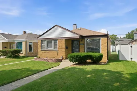 3536 Ernst St, Franklin Park, IL 60131