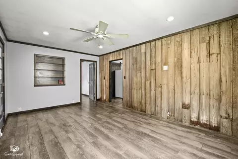 Living - 403 8th St, Mazon, IL 60444 photo 1 of 2