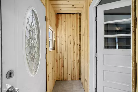 Entry Way - 403 8th St, Mazon, IL 60444 photo 1 of 3