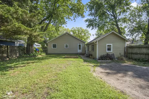 Exterior - 403 8th St, Mazon, IL 60444 photo 4 of 4