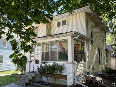 711 W California Ave, Urbana, IL 61801