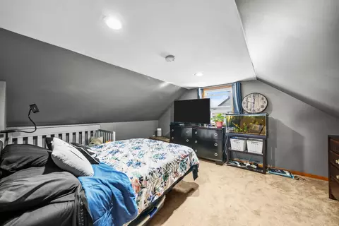 Bedroom - 420 E Hitt St, Mount Morris, IL 61054 photo 3 of 3