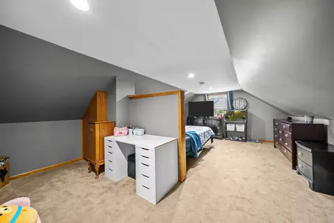 Bedroom - 420 E Hitt St, Mount Morris, IL 61054 photo 2 of 3