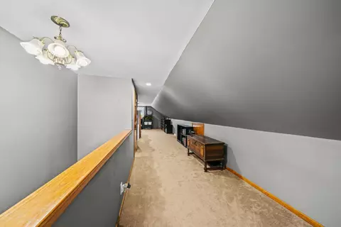 Entry Way - 420 E Hitt St, Mount Morris, IL 61054 photo 3 of 5