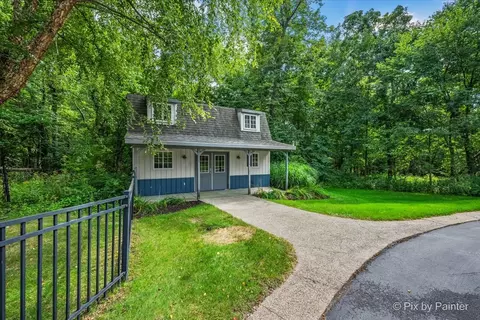 Exterior - 9111 Huber Rd, Belvidere, IL 61008 photo 12 of 26