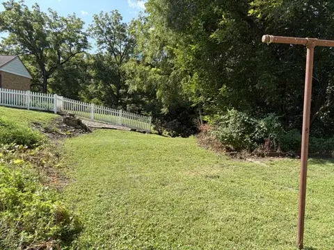 Exterior - 10 7th St, Peru, IL 61354 photo 3 of 3