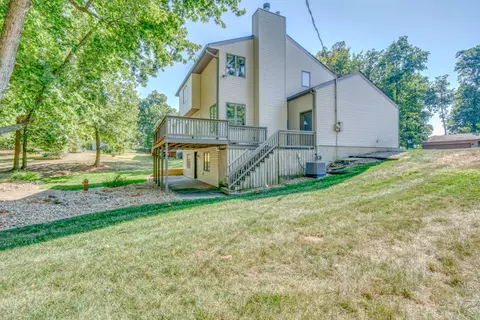 Other - 412 Jay Dr, Mount Vernon, IL 62864 photo 2 of 13