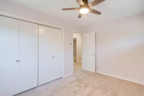 Bedroom - 412 Jay Dr, Mount Vernon, IL 62864 photo 2 of 7