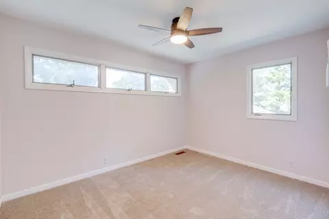 Bedroom - 412 Jay Dr, Mount Vernon, IL 62864 photo 1 of 7