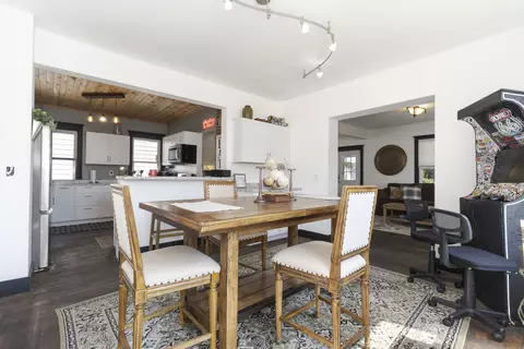 Dining - 807 S Morris Ave, Bloomington, IL 61701 photo 2 of 2