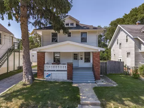 Exterior - 807 S Morris Ave, Bloomington, IL 61701 photo 8 of 8