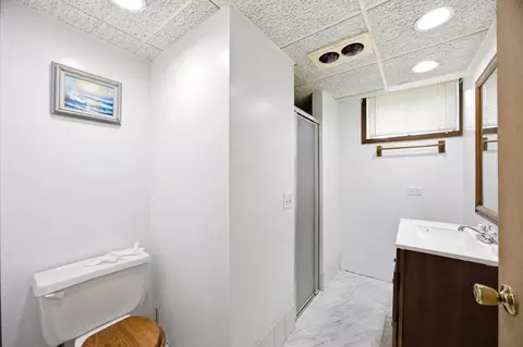 Bath - 2801 S 12th Ave, Broadview, IL 60155 photo 2 of 2