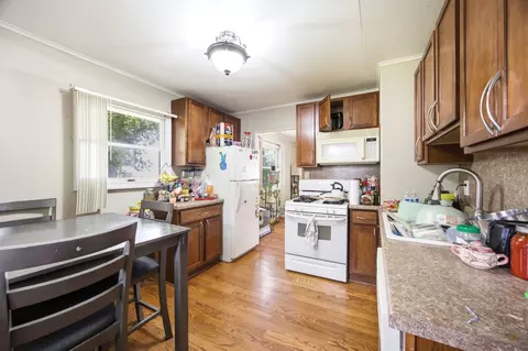 Kitchen - 2801 S 12th Ave, Broadview, IL 60155 photo 1 of 2