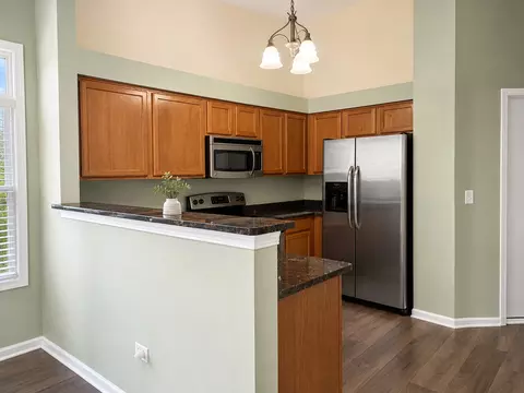 Kitchen - 4205 Dillon St, Plano, IL 60545 photo 4 of 4