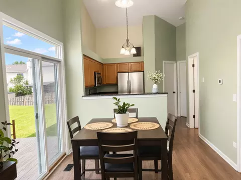 Dining - 4205 Dillon St, Plano, IL 60545 photo 2 of 3