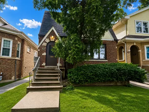 5649 N Moody Ave, Chicago, IL 60646