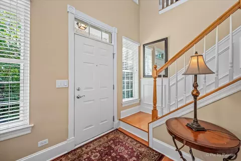 Entry Way - 131 Katrina Ln, Algonquin, IL 60102 photo 1 of 7