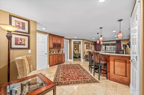 Entry Way - 131 Katrina Ln, Algonquin, IL 60102 photo 6 of 7