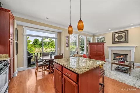Kitchen - 131 Katrina Ln, Algonquin, IL 60102 photo 4 of 5