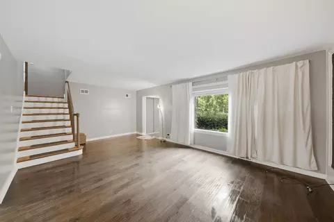 Living - 390 Bartram Rd, Riverside, IL 60546 photo 4 of 7
