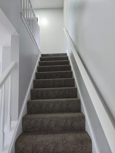 Entry Way - 1350 S Lorraine Rd #E, Wheaton, IL 60189 photo 1 of 4
