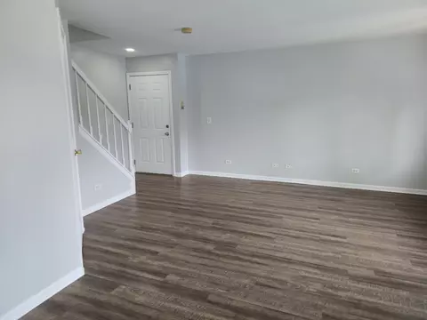Living - 1350 S Lorraine Rd #E, Wheaton, IL 60189 photo 2 of 2