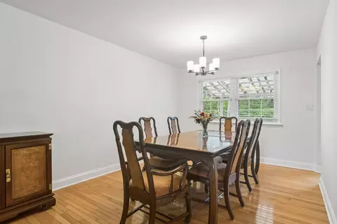 Dining - 1120 Valley Stream Dr, Wheeling, IL 60090 photo 1 of 2