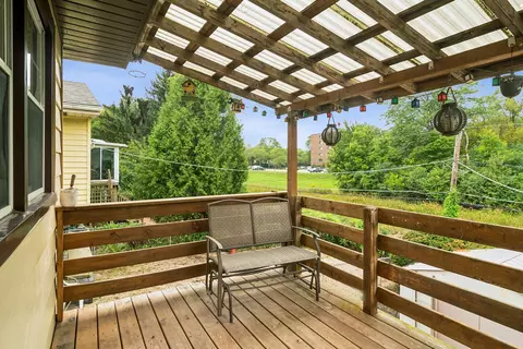 Exterior - 1120 Valley Stream Dr, Wheeling, IL 60090 photo 2 of 4