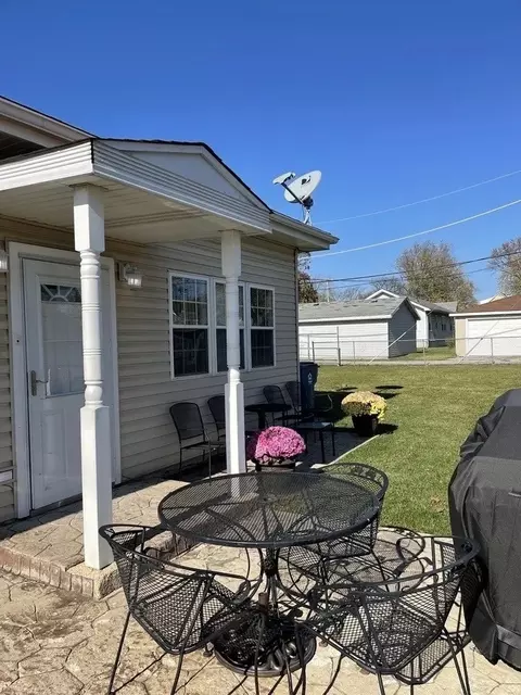 Exterior - 15 E 32nd St, Steger, IL 60475 photo 2 of 2