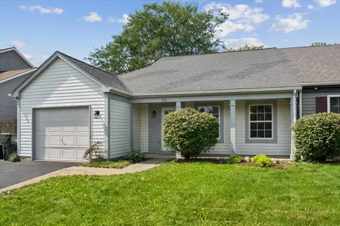 232 Dunton Ct, Mundelein, IL 60060