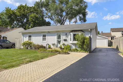 1691 Charles Dr, Glendale Heights, IL 60139