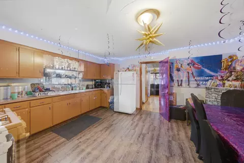 Kitchen - 731 E 88th Pl, Chicago, IL 60619 photo 1 of 2