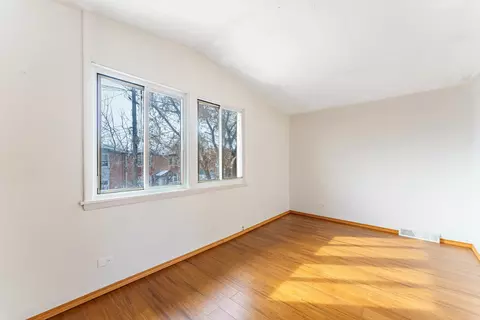 1370 Fargo Ave #E, Des Plaines, IL 60018 photo 9