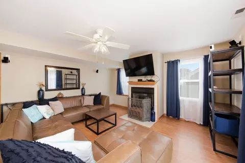 Living - 7211 Stickney Ave, Bridgeview, IL 60455 photo 3 of 4