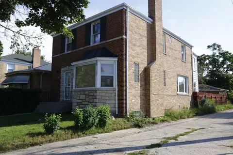 6017 N Bernard St, Chicago, IL 60659