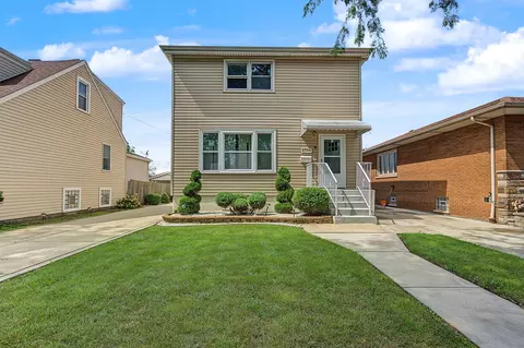 13148 S Escanaba Ave, Chicago, IL 60633
