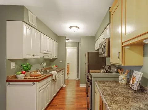 Kitchen - Undisclosed, Hoffman Estates, IL 60169 photo 2 of 6
