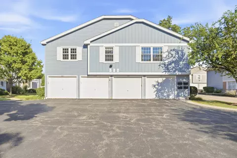 Exterior - 1645 Timber Trl #D, Wheaton, IL 60189 photo 2 of 4