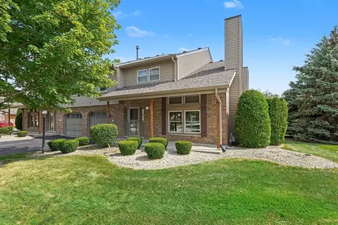 15645 Westminster Dr #0, Orland Park, IL 60462