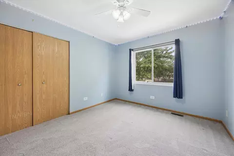 Bedroom - 2007 Gray Hawk Dr, Plainfield, IL 60586 photo 3 of 3
