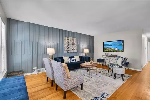 Living - 659 W 129th Pl, Chicago, IL 60628 photo 1 of 6