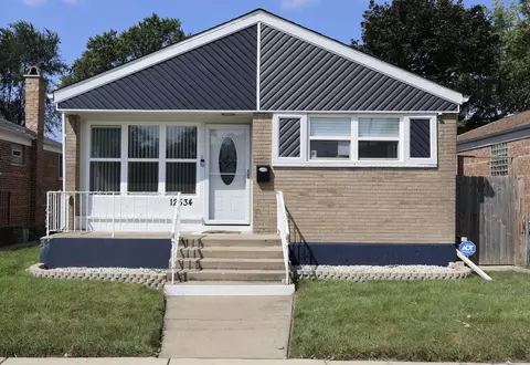 12534 S Lincoln St, Calumet Park, IL 60827